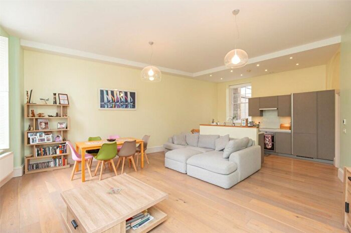 2 Bedroom Apartment For Sale In The General, Guinea Street, BS1