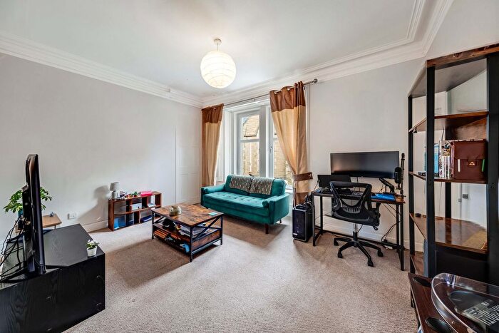 1 Bedroom Flat For Sale In Eliza Street, Dundee, DD4
