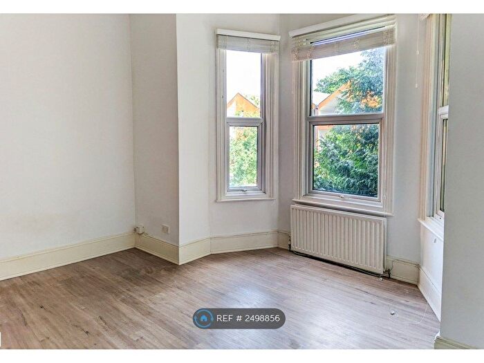 1 Bedroom Flat To Rent In Church Road, London, SE19