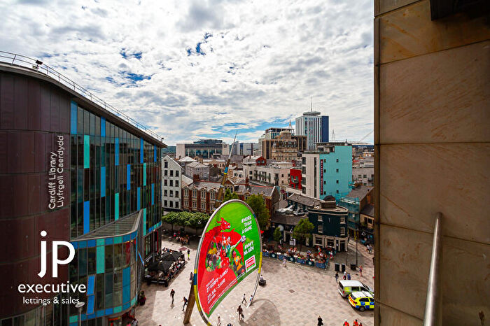 2 Bedroom Apartment For Sale In The Hayes, Cardiff(City), CF10