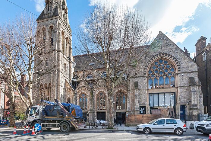 Studio To Rent In Camden Park Road, London, NW1