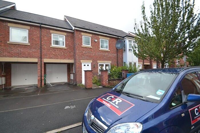 4 Bedroom Terraced House To Rent In Drayton Street, Hulme, Manchester., M15