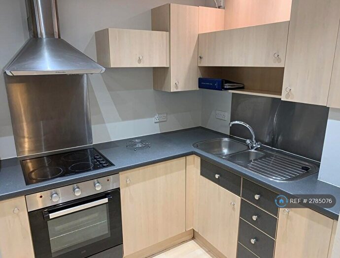 1 Bedroom Flat To Rent In Sanford Street, Swindon, SN1