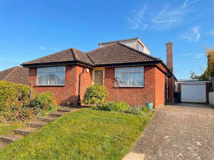 4 Bedroom Detached Bungalow For Sale In Balmoral Road, Salisbury, SP1
