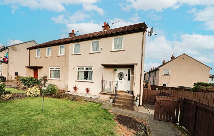 3 Bedroom Semi-Detached House For Sale In Spence Drive, Leslie, Glenrothes, KY6