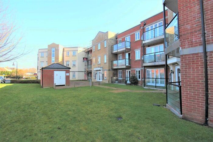 2 Bedroom Flat To Rent In St James, Weston-Super-Mare, BS24