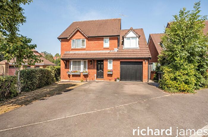 4 Bedroom Detached House For Sale In Arley Close, Abbey Meads, Swindon, SN25