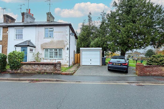 2 Bedroom End Of Terrace House For Sale In Lower Church Road, Burgess Hill, RH15