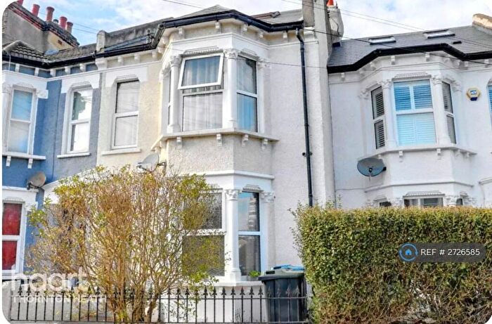 5 Bedroom Terraced House To Rent In Lucerne Road, Thornton Heath, CR7