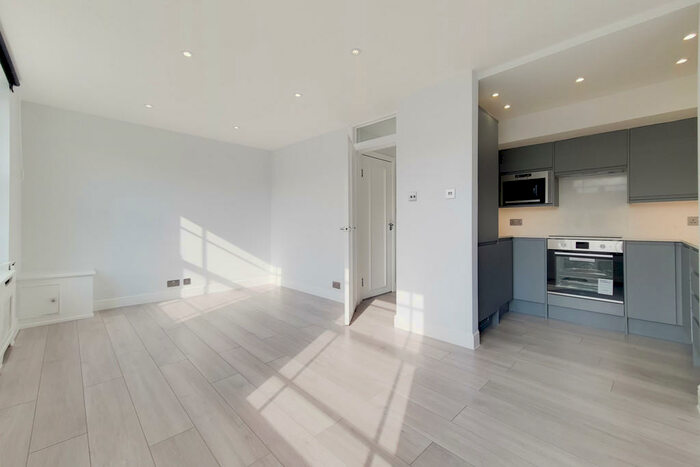 1 Bedroom Flat To Rent In Regents Park Road, Primrose Hill, NW1