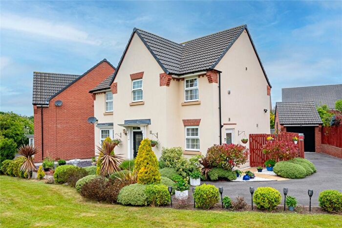 4 Bedroom Detached House For Sale In Castle Grove, Wetherby, LS22