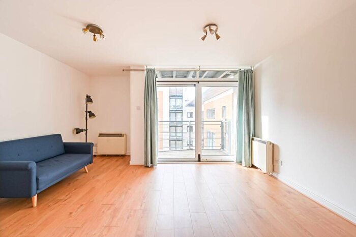 1 Bedroom Flat To Rent In Sheerness Mews, Silvertown, London, E16