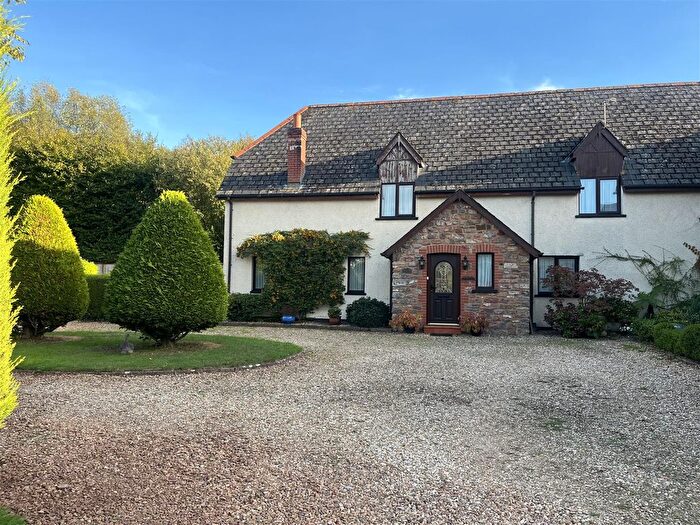 4 Bedroom Semi-Detached House For Sale In Langford Budville, Wellington, TA21