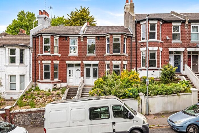 2 Bedroom Flat For Sale In Bear Road, Brighton, BN2