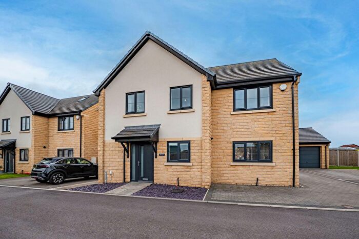 4 Bedroom Detached House For Sale In Ravenfield, Rotherham, S65
