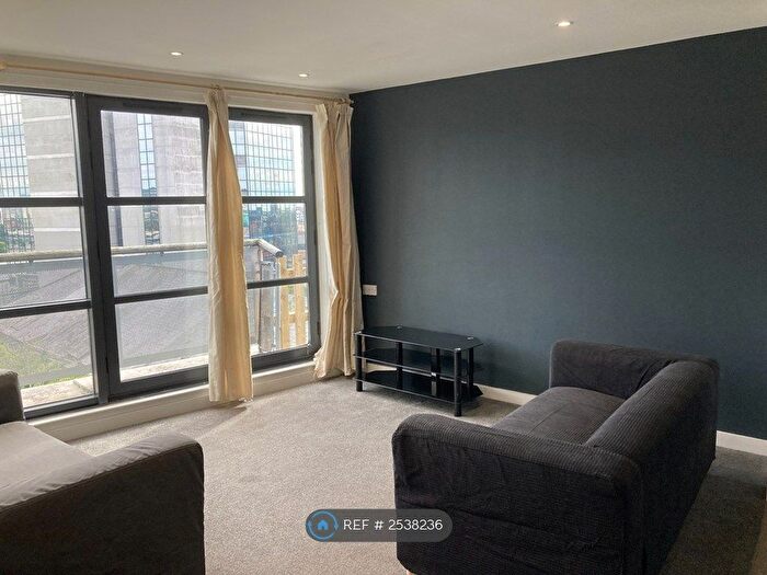 2 Bedroom Flat To Rent In Castle Buildings, Swansea, SA1