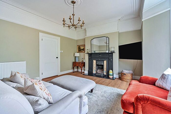 4 Bedroom Property To Rent In Tehidy Road, Camborne, TR14