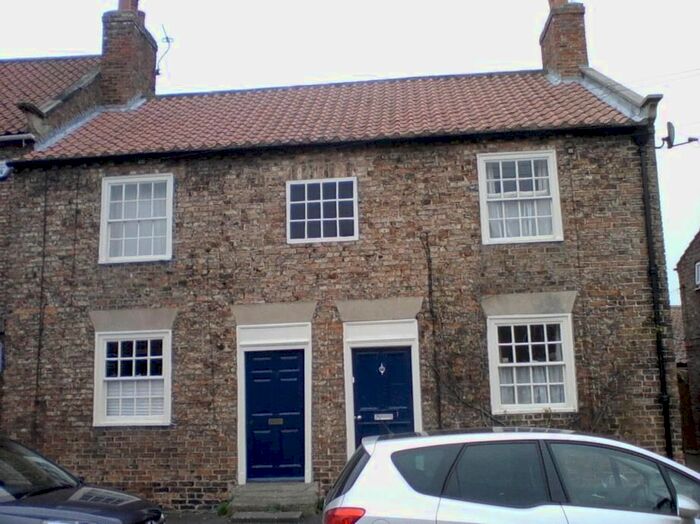 1 Bedroom End Of Terrace House To Rent In Long Street, Easingwold, YO61