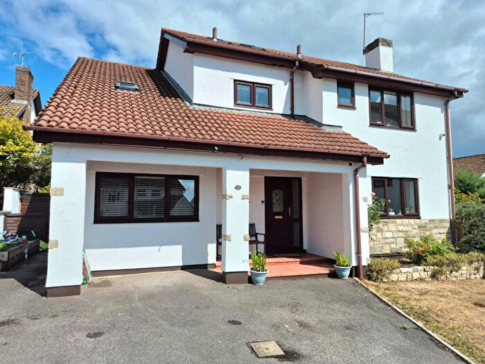 4 Bedroom Detached House For Sale In Steeple Close, Poole, Dorset, BH17