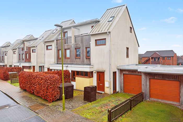 3 Bedroom Semi-Detached House For Sale In Hartington Place, Letchworth Garden City, SG6