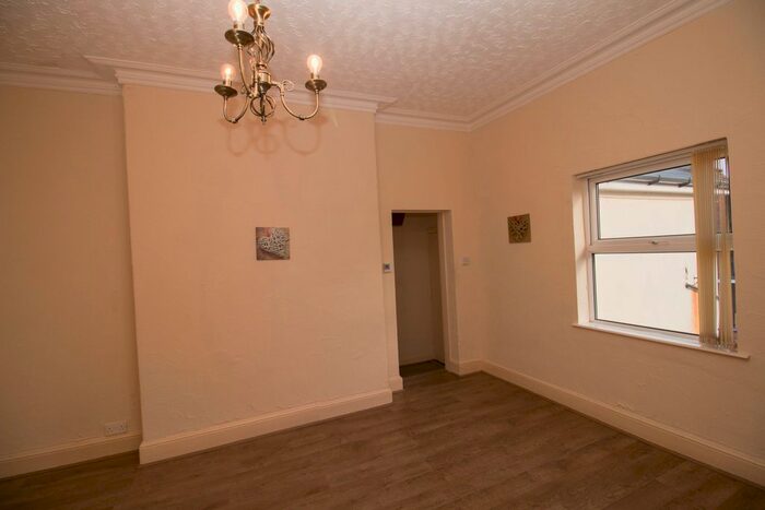 1 Bedroom Flat To Rent In St Christophers Flats, Hall Flat Lane, Doncaster, DN4