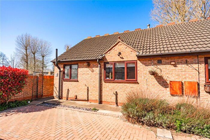 1 Bedroom Bungalow For Sale In Station Road, Healing, Grimsby, Lincolnshire, DN41