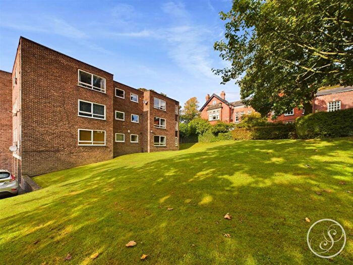 2 Bedroom Flat To Rent In Wensleydale Court, Leeds, LS7