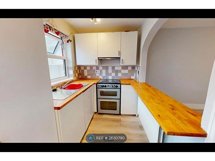 2 Bedroom Terraced House To Rent In Hadland Road, Abingdon, OX14