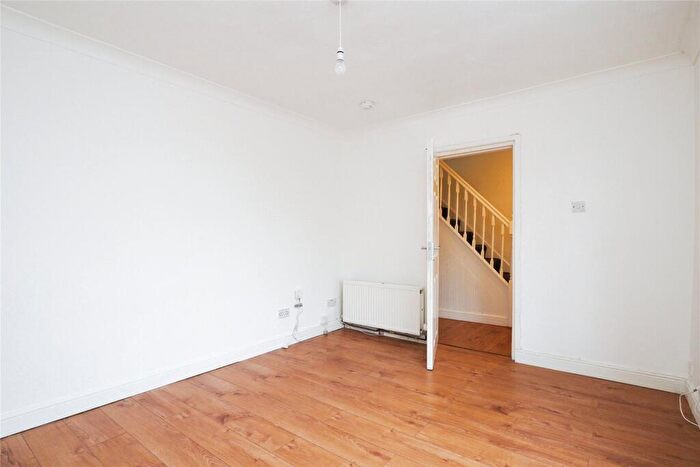 3 Bedroom Terraced House For Sale In Maypole, Clifton, Nottingham, NG11