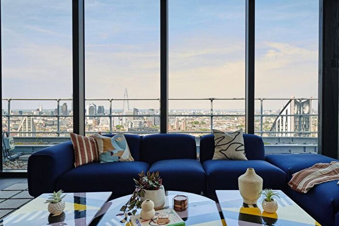 2 Bedroom Flat To Rent In Uncle Elephant Amp; Castle, Elephant And Castle, London, SE11