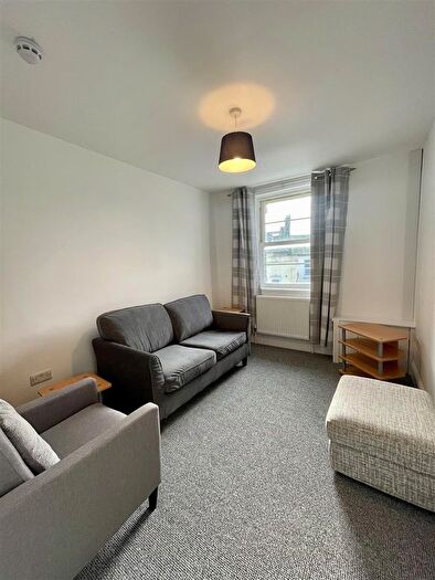 1 Bedroom Flat To Rent In Tor Church Road, Torquay, TQ2