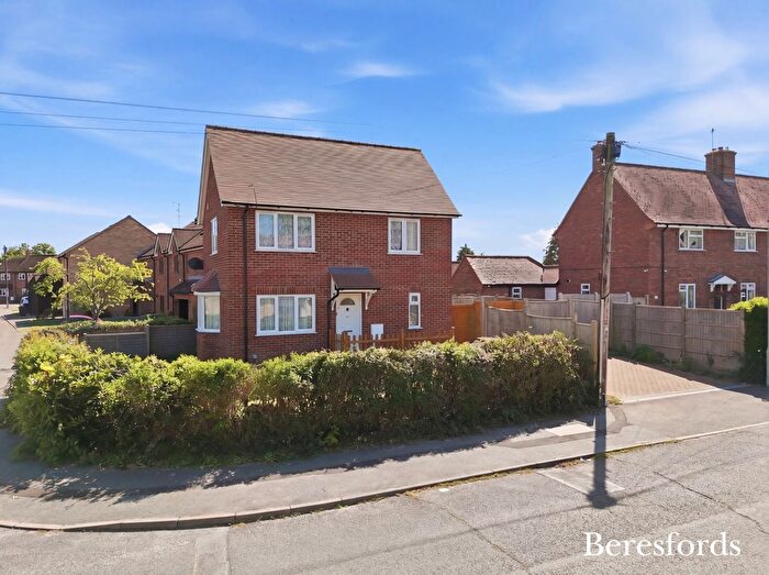 2 Bedroom Semi-Detached House For Sale In Hunts Drive, Writtle, CM1