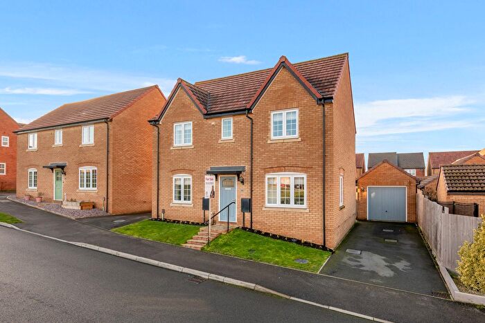 4 Bedroom Detached House For Sale In Fairey Way, Burton Latimer, NN15