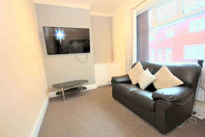 3 Bedroom Terraced House To Rent In Cardigan Street, Preston, Lancashire, PR2