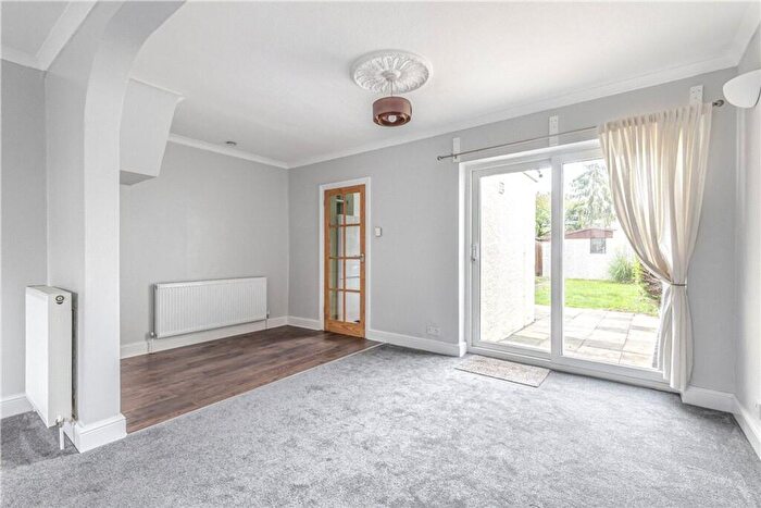2 Bedroom Property To Rent In Hatherleigh Road, Ruislip, HA4