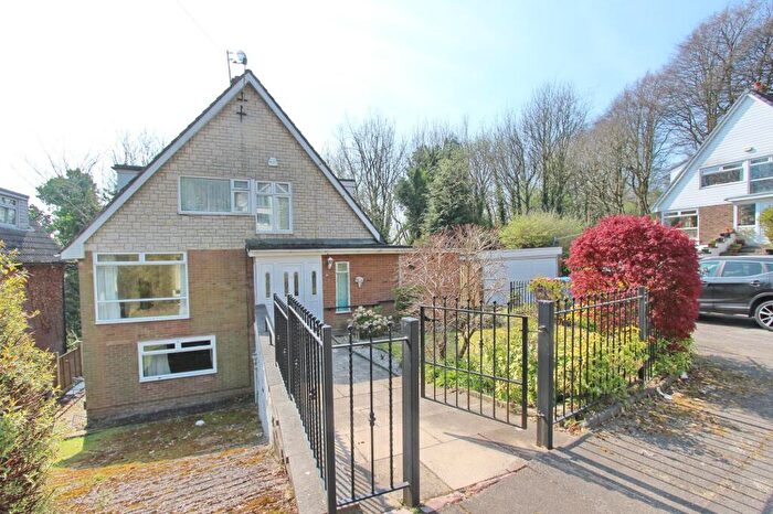 5 Bedroom Detached House For Sale In Healey Close, Salford, M7