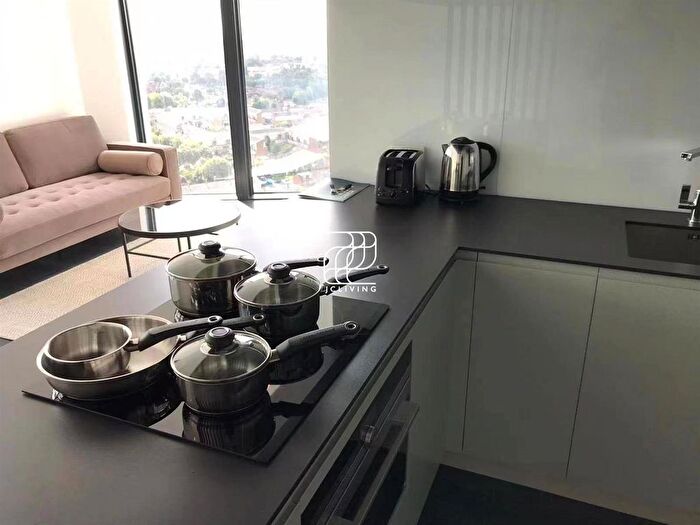 2 Bedroom Flat To Rent In Amory Tower, Marsh Wall, E14