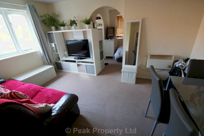 1 Bedroom Flat To Rent In Lesney Gardens, Rochford, SS4