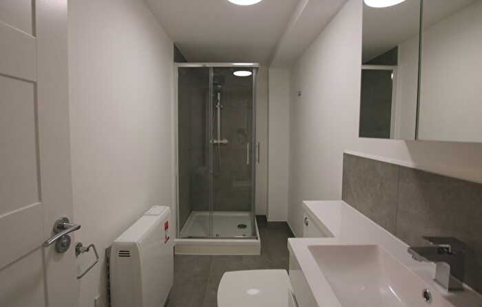 1 Bedroom Flat To Rent In High Street, Barnet, EN5