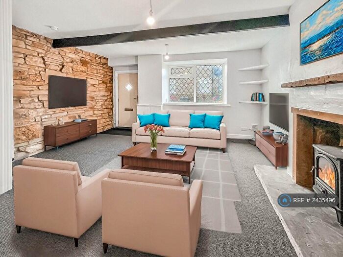 3 Bedroom Terraced House To Rent In Swinden Lane, Colne, BB8