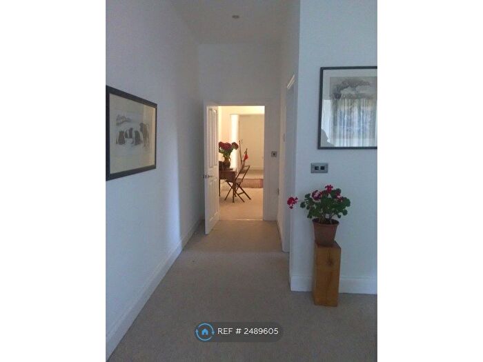 2 Bedroom Flat To Rent In Heathfield, Weston-Super-Mare, BS23