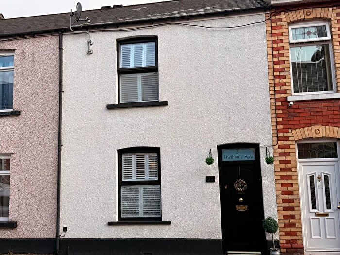 3 Bedroom Terraced House For Sale In Grove Place, Griffithstown, Pontypool, NP4