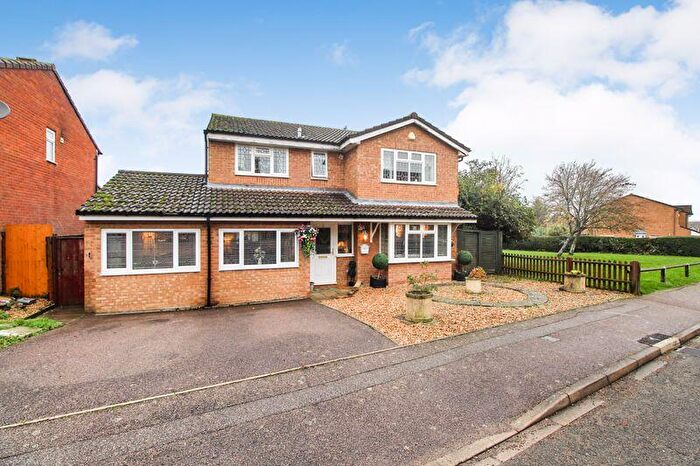 4 Bedroom Detached House For Sale In Quenby Way, Bromham, MK43