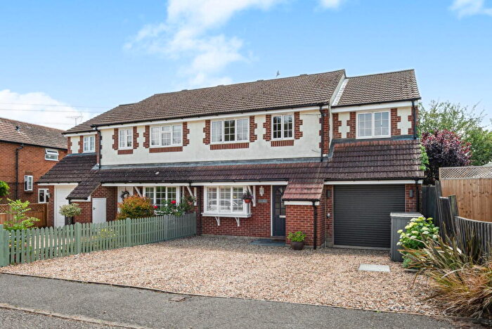 4 Bedroom Semi-Detached House For Sale In Woodside, West Horsley, Surrey, KT24