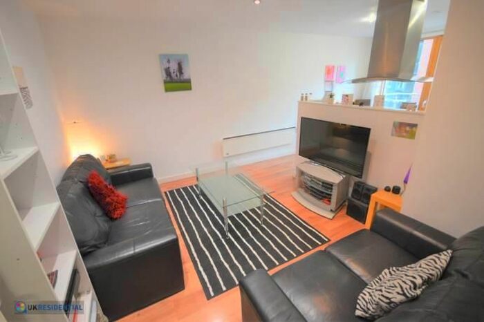 2 Bedroom Flat To Rent In Shire House, Napier Street, Sheffield, S11