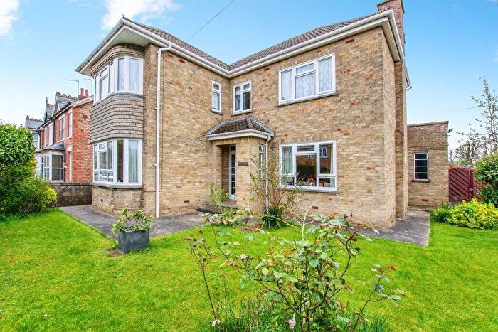 3 Bedroom Detached House For Sale In Trafalgar Square, Long Sutton, Spalding, PE12