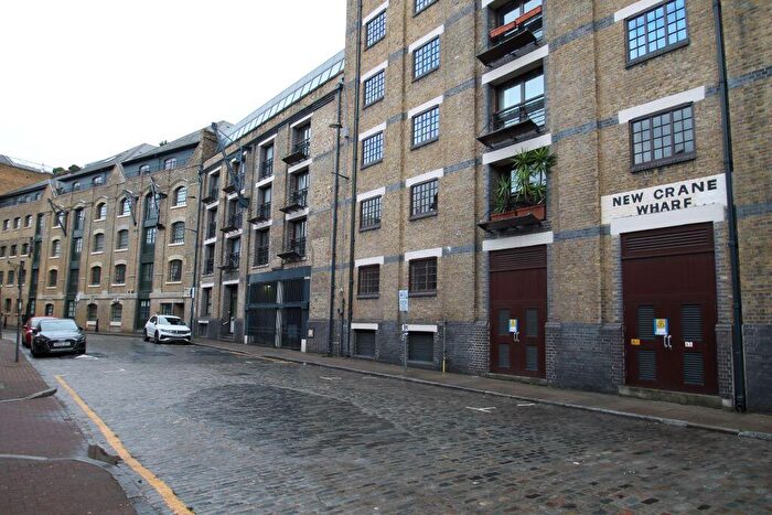 Studio To Rent In New Crane Place, Tower Hamlets, London, E1W