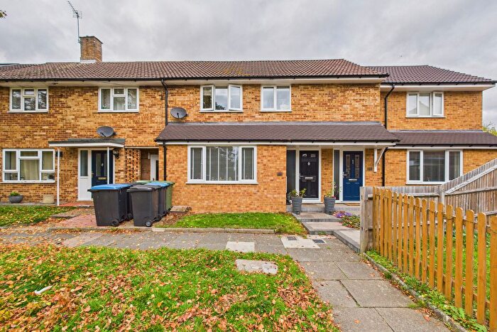 3 Bedroom Terraced House For Sale In Long Chaulden, Hemel Hempstead, HP1