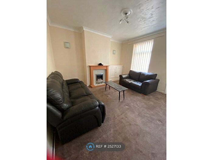 3 Bedroom Semi-Detached House To Rent In Frederick Street, Worksop, S80