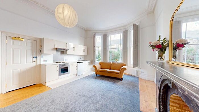 Studio To Rent In Cambridge Road, Hove, BN3